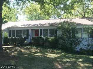 6149 Beachway Dr, Falls Church, VA 22041