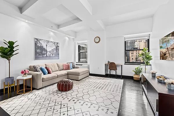 1st image of 20 Pine St APT 1218