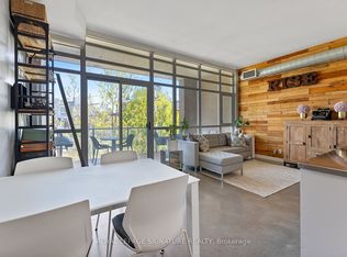 52 Sumach St #301, Toronto, ON M5A3J7