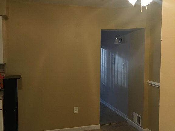 3rd image of 612 Arlene St Floor 1