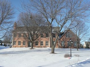 8612 Steeple Ln, Spring Grove, IL 60081