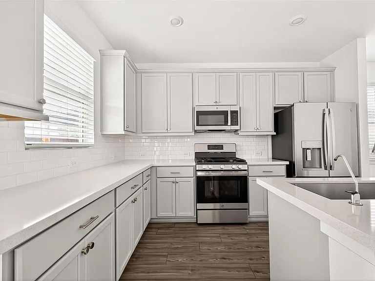 21815 White Bellflower Ln — Photo 13