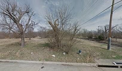 2nd image of 2526 Jeffries St