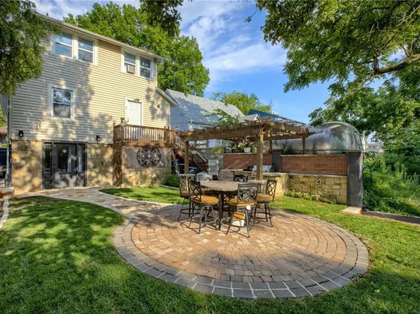 610 N 29th St, Kansas City, KS 66102