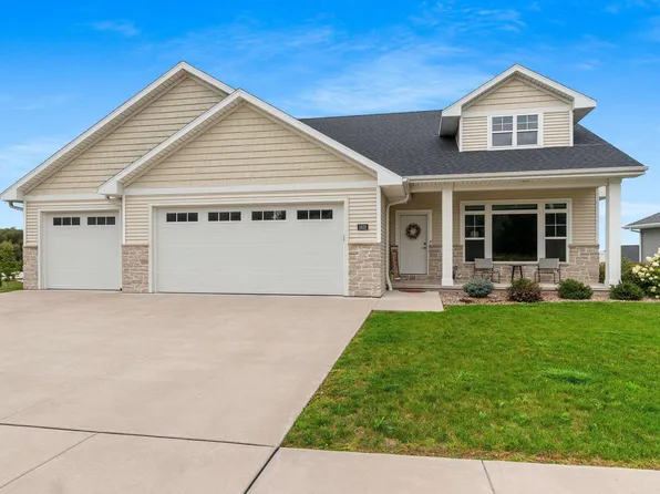 3832 Bower Creek Rd, De Pere, WI 54115