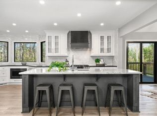 870 Mitsy Ridge Dr, Marietta, GA 30068