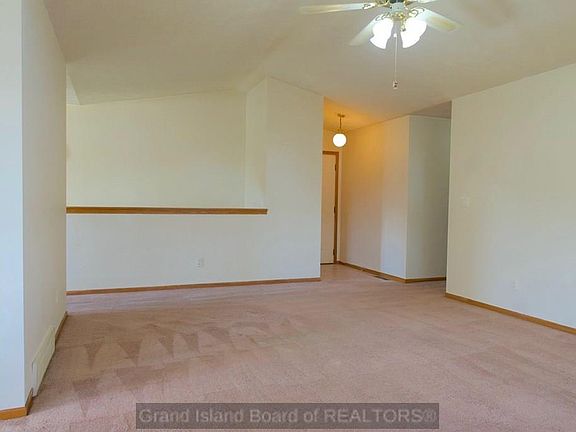 3rd image of 4193 Norseman Ave
