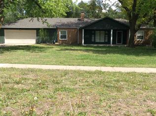2102 S Oliver St, Wichita, KS 67218