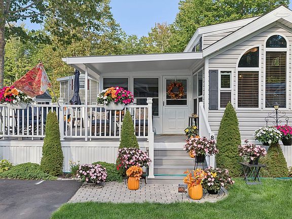 3rd image of 1 Seacoast Lane #80