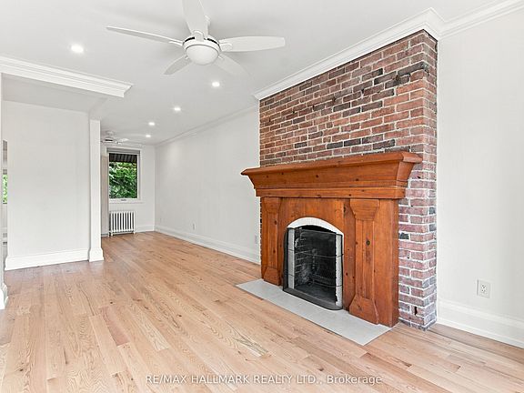 4th image of 553 Broadview Ave