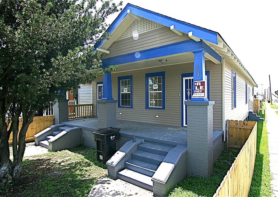 1st image of 2044-46 Louisa St