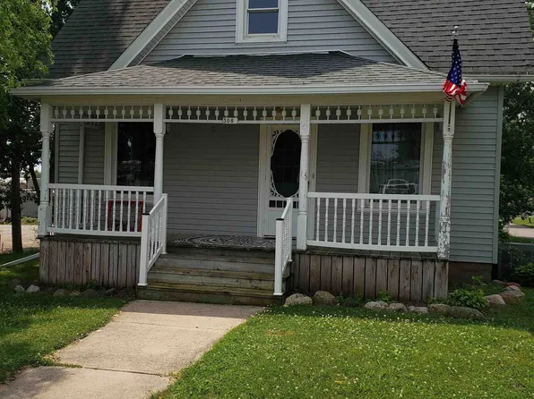 308 W Cordelia St, Fox Lake, WI 53933