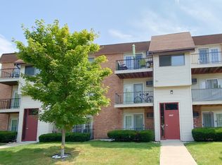 2406 Marquette Rd APT 12, Peru, IL 61354