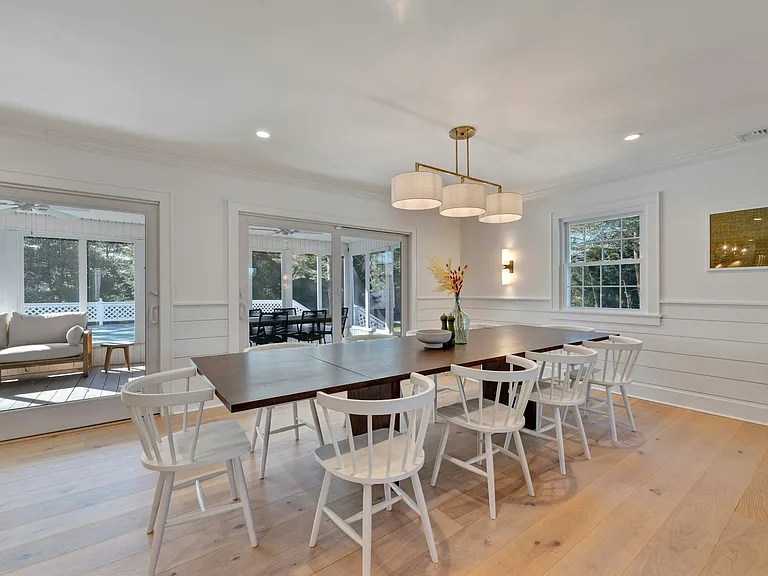 110 Sleepy Hollow Ln — Photo 8
