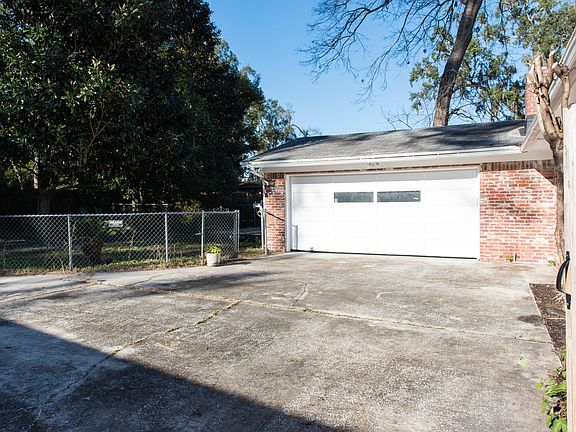 2nd image of 6919 Hanson Dr S