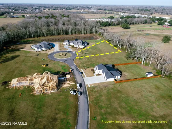 126 Belle Vie Estates Ct, Lafayette, LA 70507