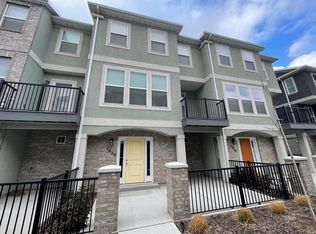 1822 W Torlundy Dr, Riverton, UT 84065