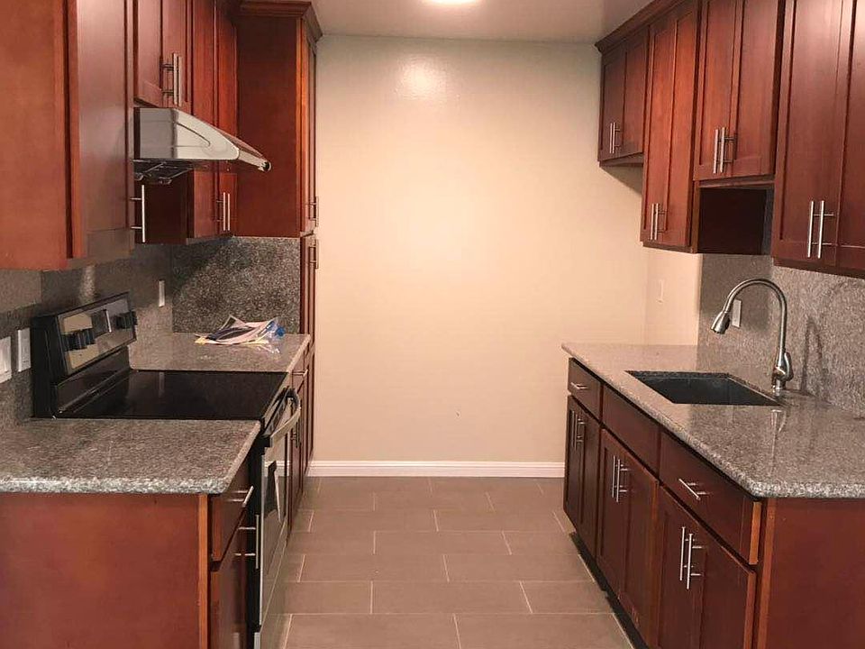 1st image of 1664 Whitwood Ln #3