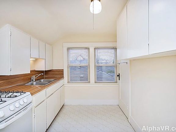 4 - kitchen_05192021