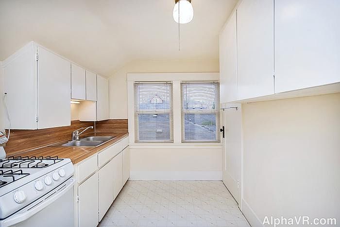 4 - kitchen_05192021