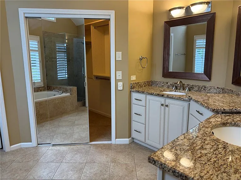 10935 Pennbrooke Xing — Photo 20