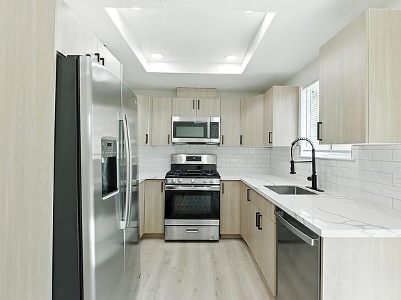 5th image of 3620 Hallelujah Ct APT 1