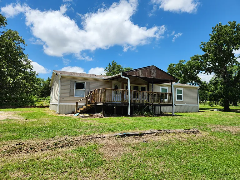 28428 County Road 1480 — Photo 2