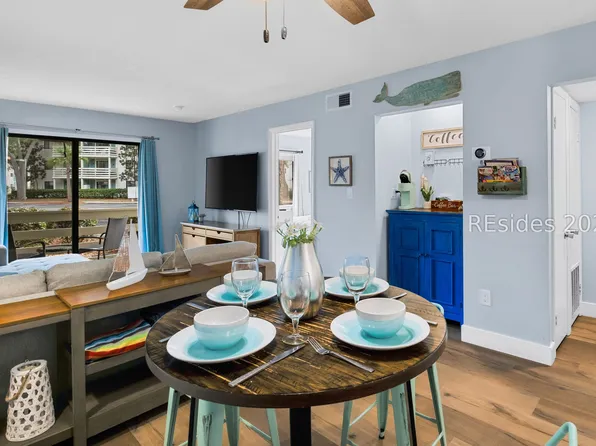 45 Folly Field Rd APT 9A, Hilton Head Island, SC 29928