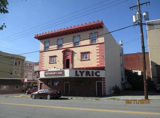33 W Centre St, Shenandoah, PA 17976