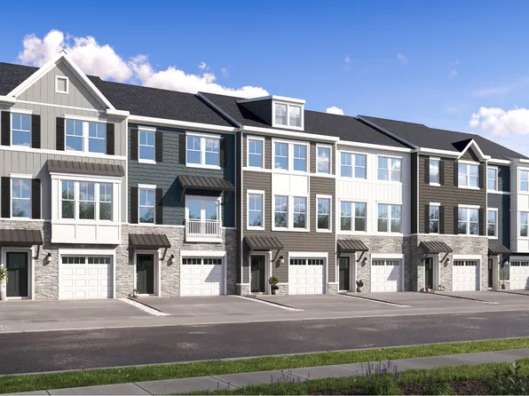 Arcadia Front Load Garage Plan, The Townes at Holly Hills