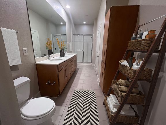 2nd image of 1725 Crescent Plaza Dr APT 3110
