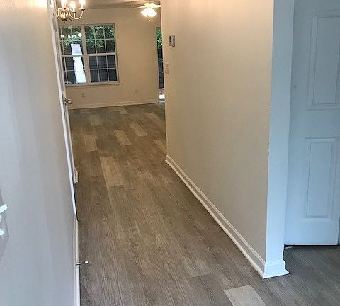 2nd image of 124 Heritage Way