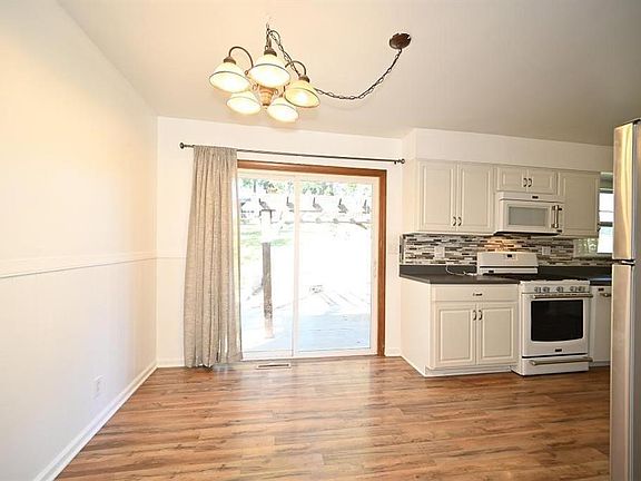 4th image of 1110 1st St