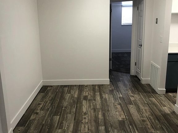 3rd image of 1912 S Douglas St APT 1