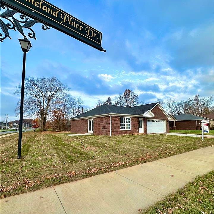 373 Vineland Place Dr, Vine Grove, KY 40175 Zillow