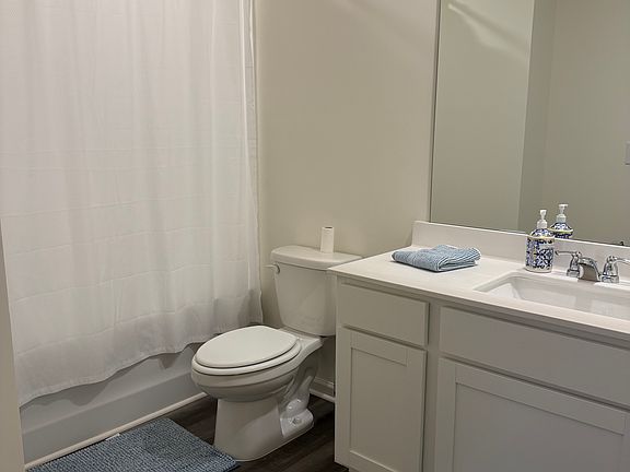 4th image of 125 Long Dr #125