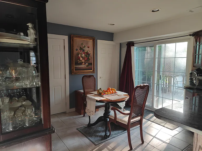 508 Broadway — Photo 18