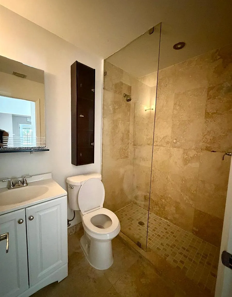 Mystic Condo — Photo 3