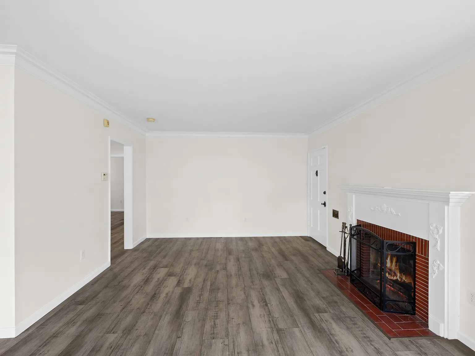 2 bed, 1100 sqft, $3,195 — Photo 4