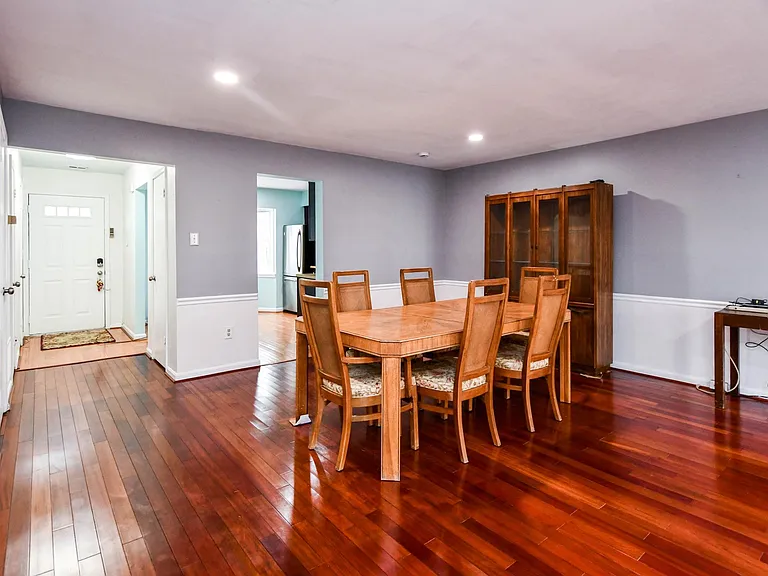 156 Barnsfield Ct — Photo 17