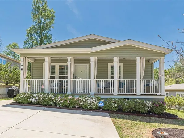 26 Hillandale St, Newnan, GA 30263