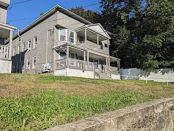 2 bed, 800 sqft, $1,650 — Photo 1