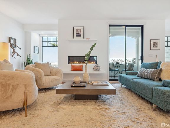 3rd image of 990 Green Street #1