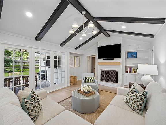 4th image of 10050 Wickersham Ln