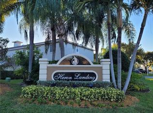4723 SW 14th St, Deerfield Beach, FL 33442