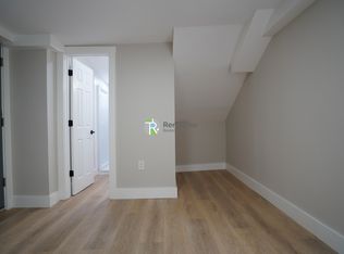 142 Dorchester St #16, Boston, MA 02127