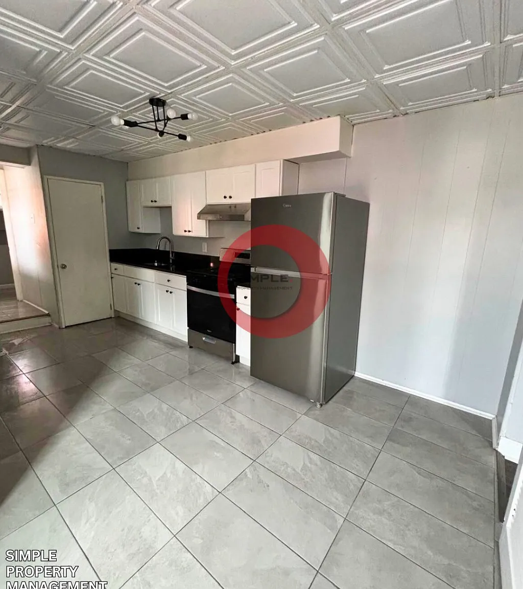 2 bed, $1,395 — Photo 1