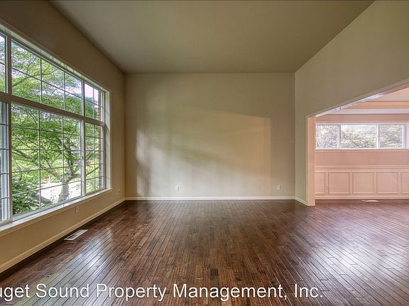 4th image of 9438 NE Coral Ct