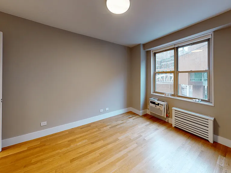 310 Greenwich St #3105J — Photo 7