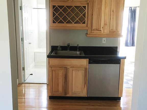 Kitchen 02